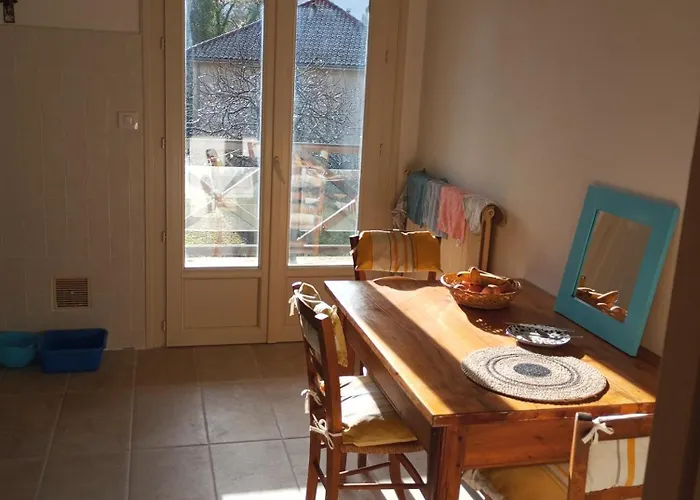 Maison Avec Jardin Pret Du Centre Historique *