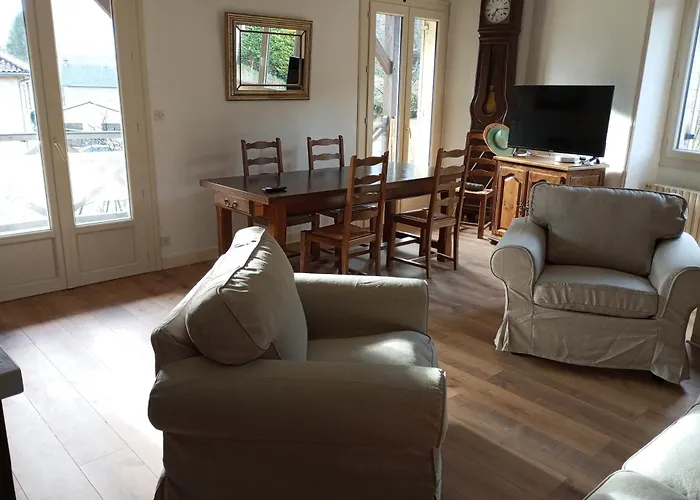 Maison Avec Jardin Pret Du Centre Historique